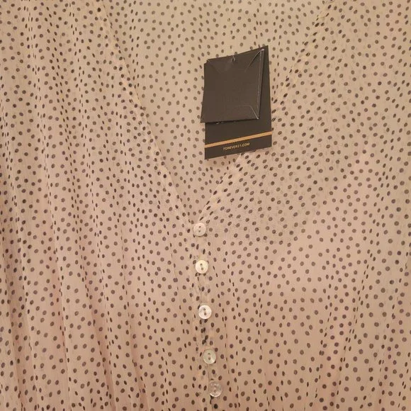 $10 Clean Out Sale - Picture 2 of 3